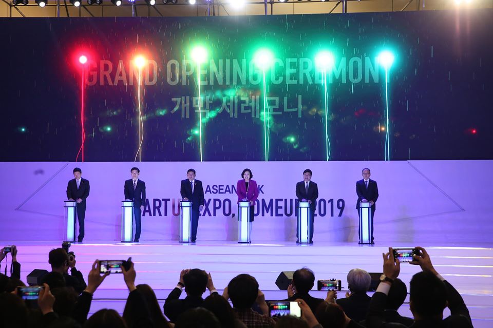 20191125 Korea Asean Startup Expo 1 - 와우테일