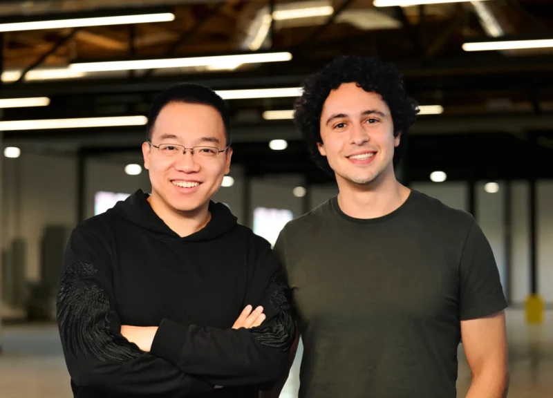 genesis ai cofounders - 와우테일