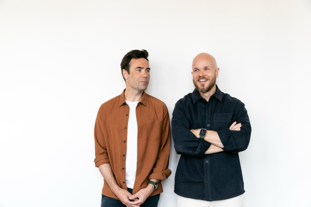 Framer founders - 와우테일
