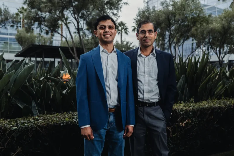 Viven Eightfold co founders - 와우테일