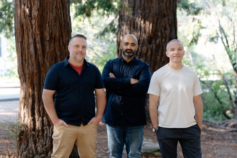 liberate founders - 와우테일