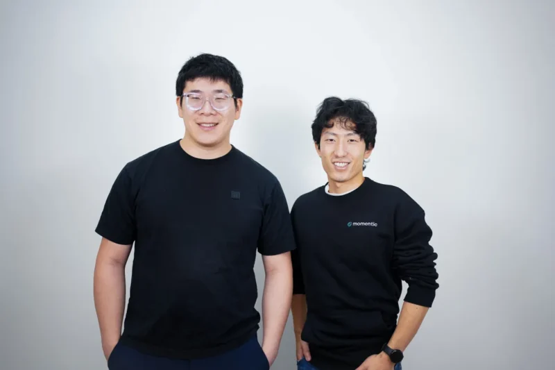 모멘틱, 1500만 달러 시리즈A 투자유치..."AI 코딩 시대엔 테스팅도 AI로" 1 Momentic Co founders - 와우테일
