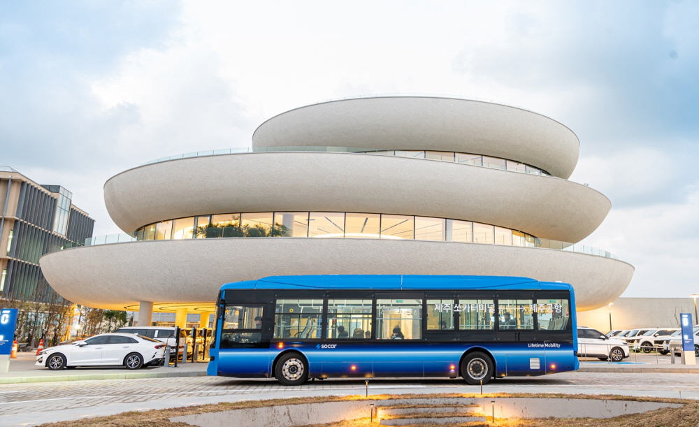 쏘카, 2,400평 규모 '제주 쏘카터미널' 오픈 2 socar제주 쏘카터미널 내부카페 4 - 와우테일