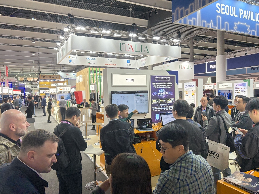 야타브, ‘MWC 2026’서 AI 안전 인프라 기술 공개…기관-글로벌 기업 관심 2 yatavMWC 부스 사진2 1 - 와우테일