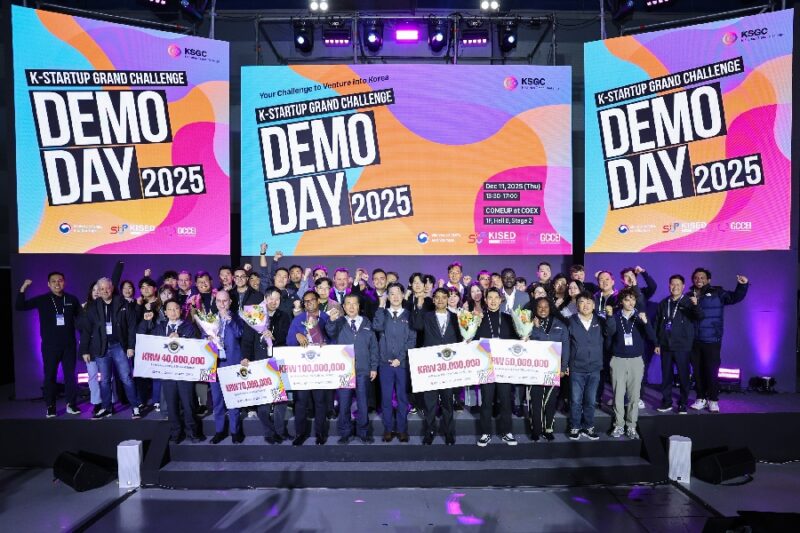 K Startup Grand Challeng 2025%EB%85%84 %ED%96%89%EC%82%AC%EC%82%AC%EC%A7%84 - 와우테일